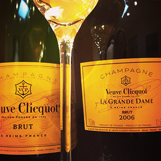 Veuve Clicquot - Brut Champagne Yellow Label NV - Art of Wine