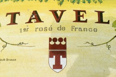Sign in the vineyard in Tavel