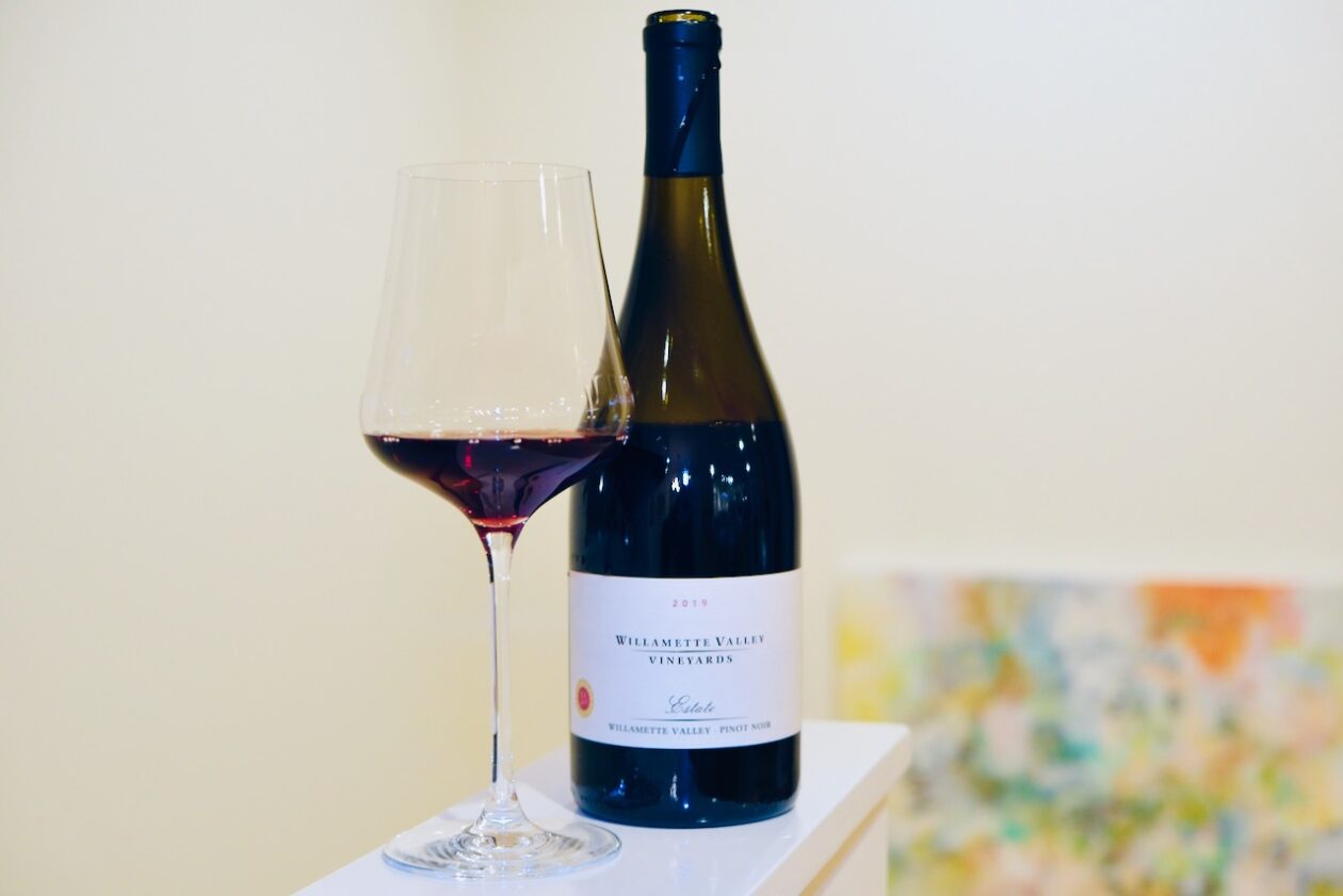 2019 Willamette Valley Vineyards Estate Pinot Noir Willamette Valley